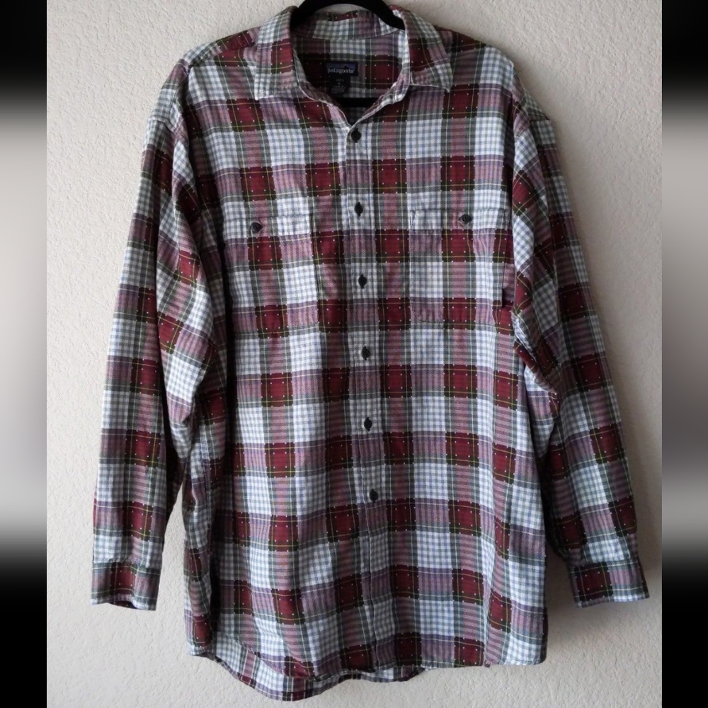 Patagonia Long Sleeve Button Down Shirt